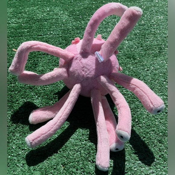 Dungeons & Dragons Beholder Phunny Plush Posable Arms - 11” - Picture 6 of 8